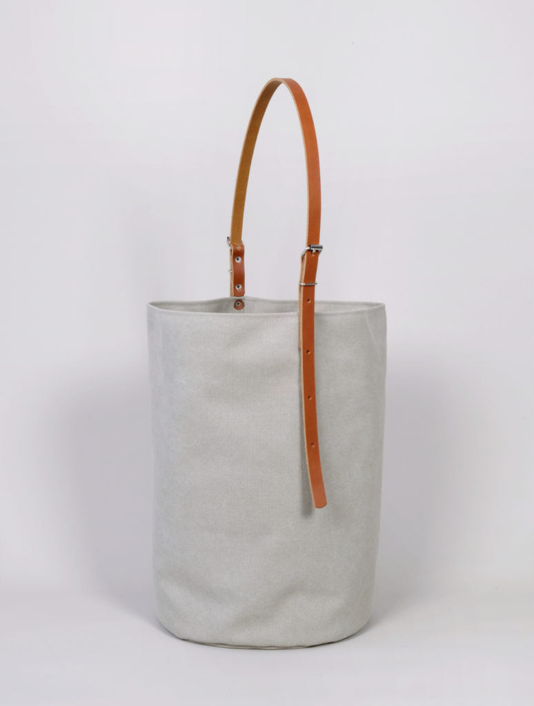 Minuk BUCKET BAG - Main Image