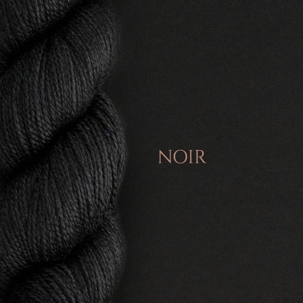 WYS EXQUISITE 4ply - Noir - Beautiful Knitters