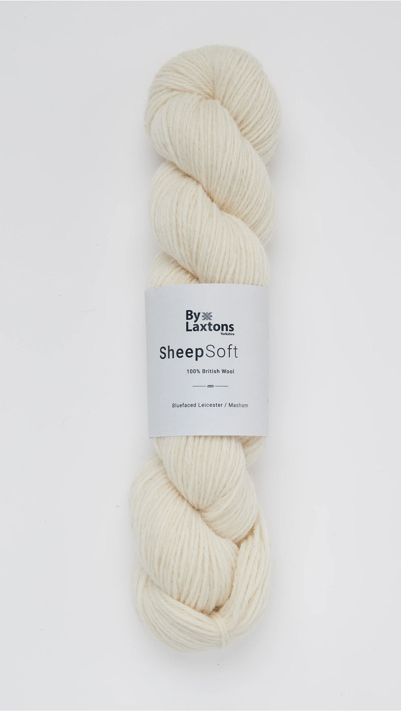 Beautiful-knitters-by-laxtons-sheepsoft-dk-Airedale