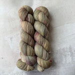Telling Yarns NIGHT GATHERS & RESOLUTE