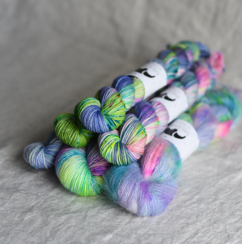 Black Elephant SILKY SOCK