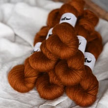 Black Elephant SILKY SOCK