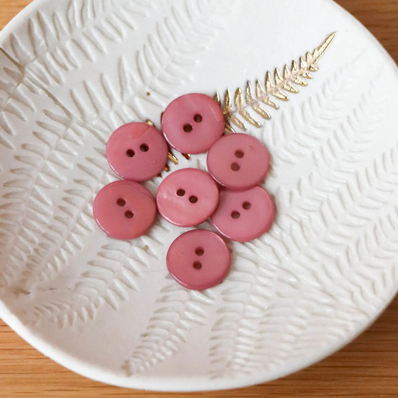 Lise Tailor MOTHER OF PEARL BUTTON