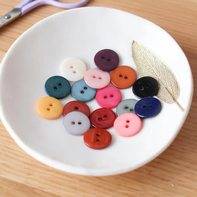 Lise Tailor MOTHER OF PEARL BUTTON