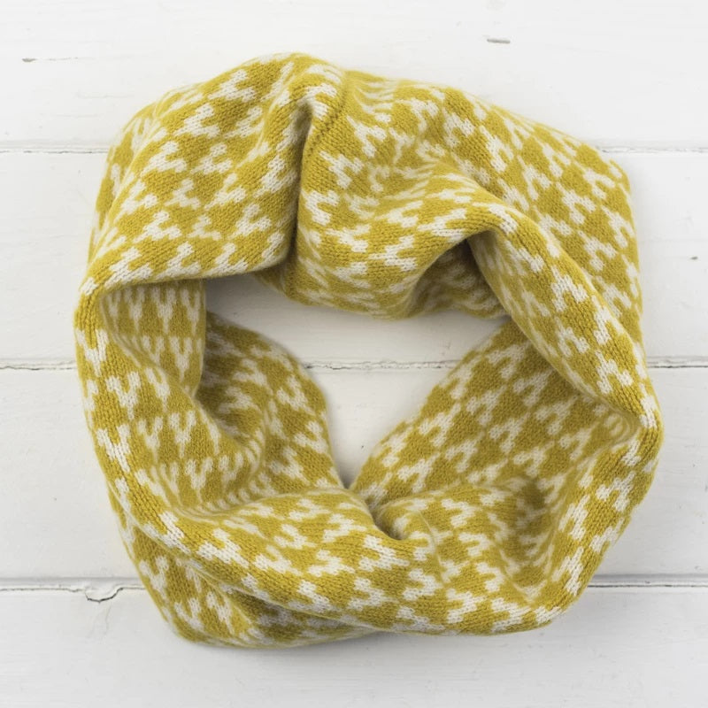 Miss Knit Nat ARROW MINI COWL - Piccalilli/Cream - Beautiful Knitters