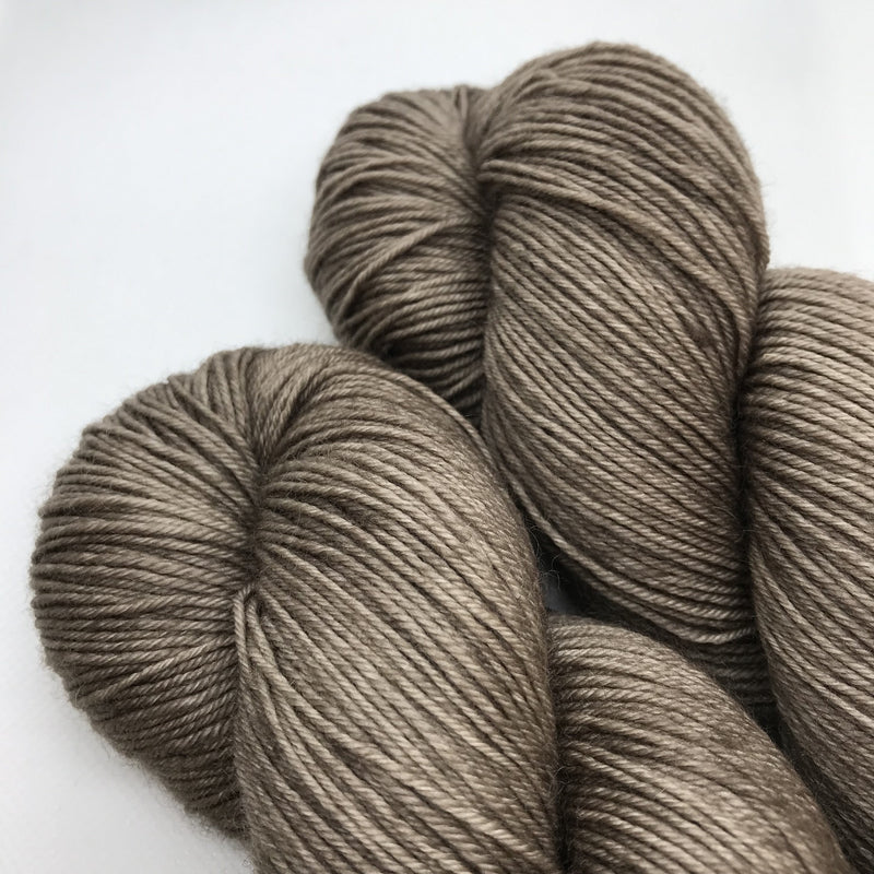 The Wool Barn HERITAGE BFL 4ply - Walnut - Beautiful Knitters