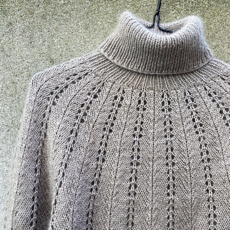 Comfy Sweater pattern by Gregoria Fibers