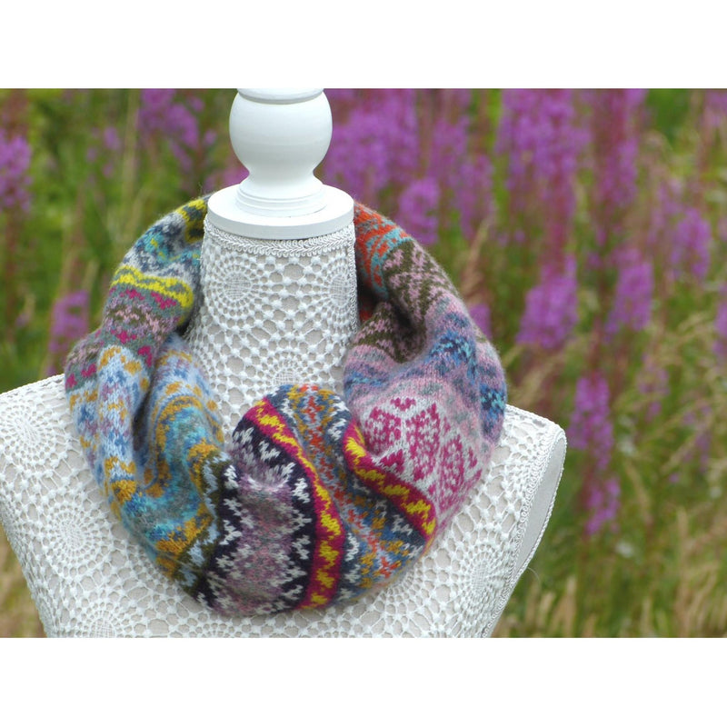 Wee County Yarns PIC N MIX COWL KIT - [variant_title] - Beautiful Knitters